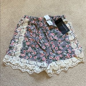 LF Floral/Lace Shorts